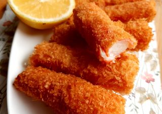 SMAŻONE PALUSZKI KRABOWE (SURIMI)